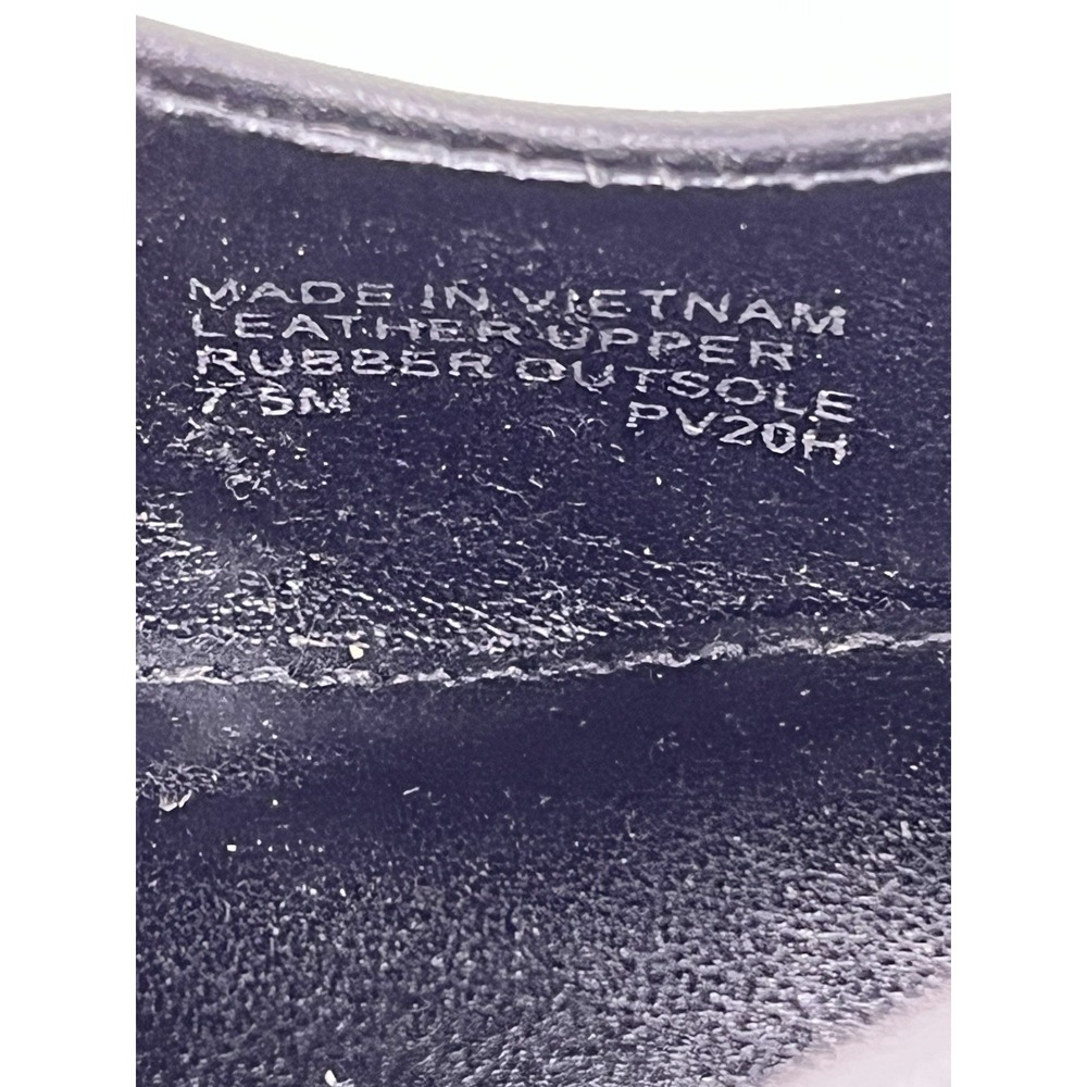 Michael Kors Black Leather Pointed Toe Heels 7.5M Classic Pumps Stiletto Career - Picture 9 of 9